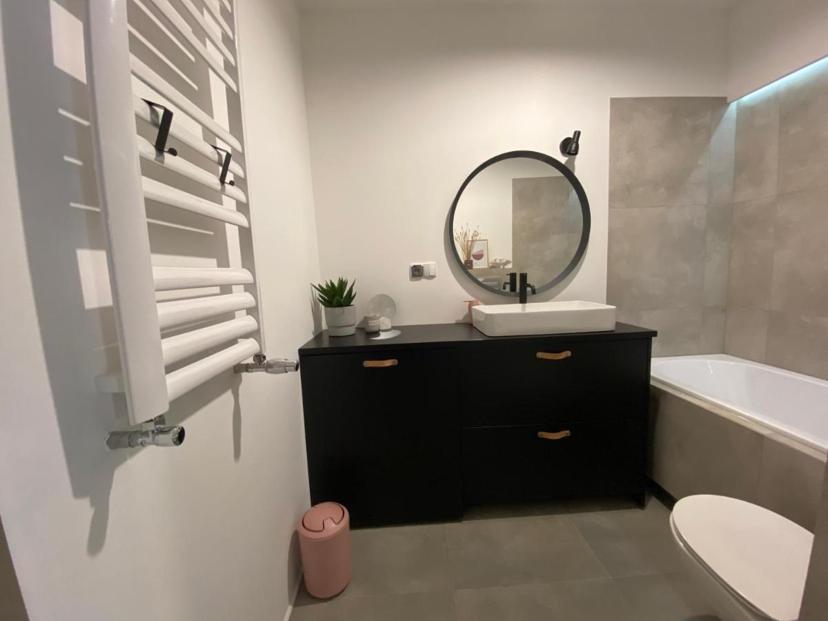 Apartament Moonapart Torun Apartment Ngoại thất bức ảnh